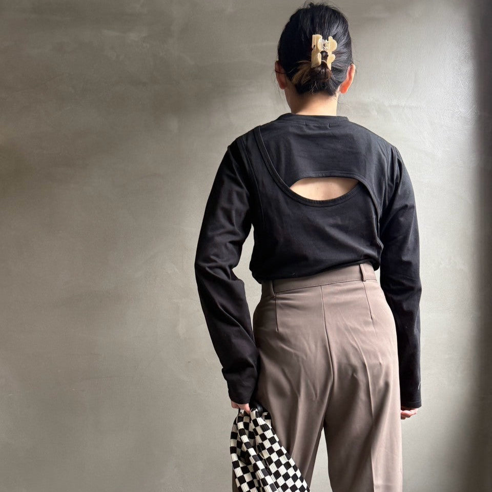 【ハモミシノオトナフク】Back cutout design long t-shirt