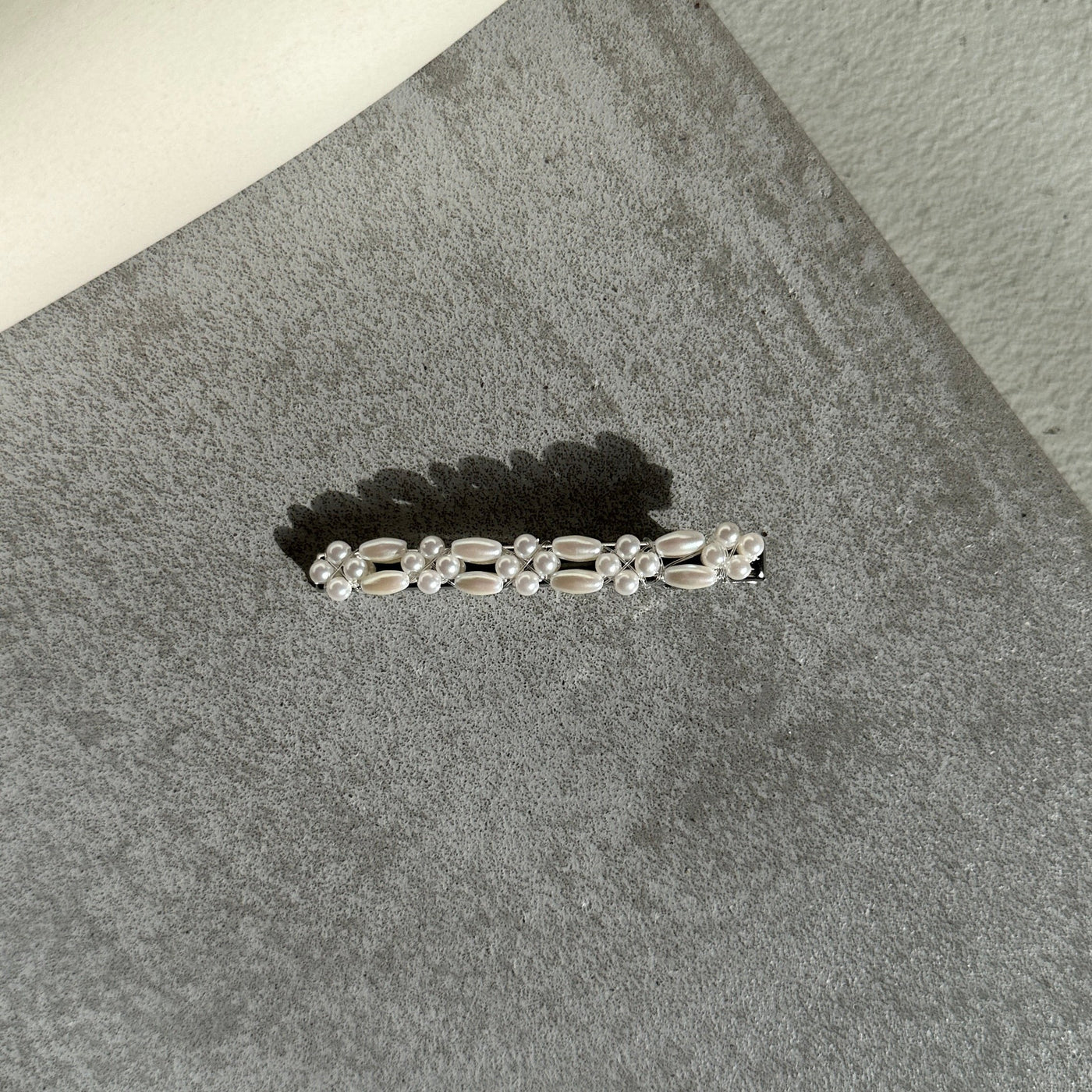 【nuEve】#1040 ヘアクリップ