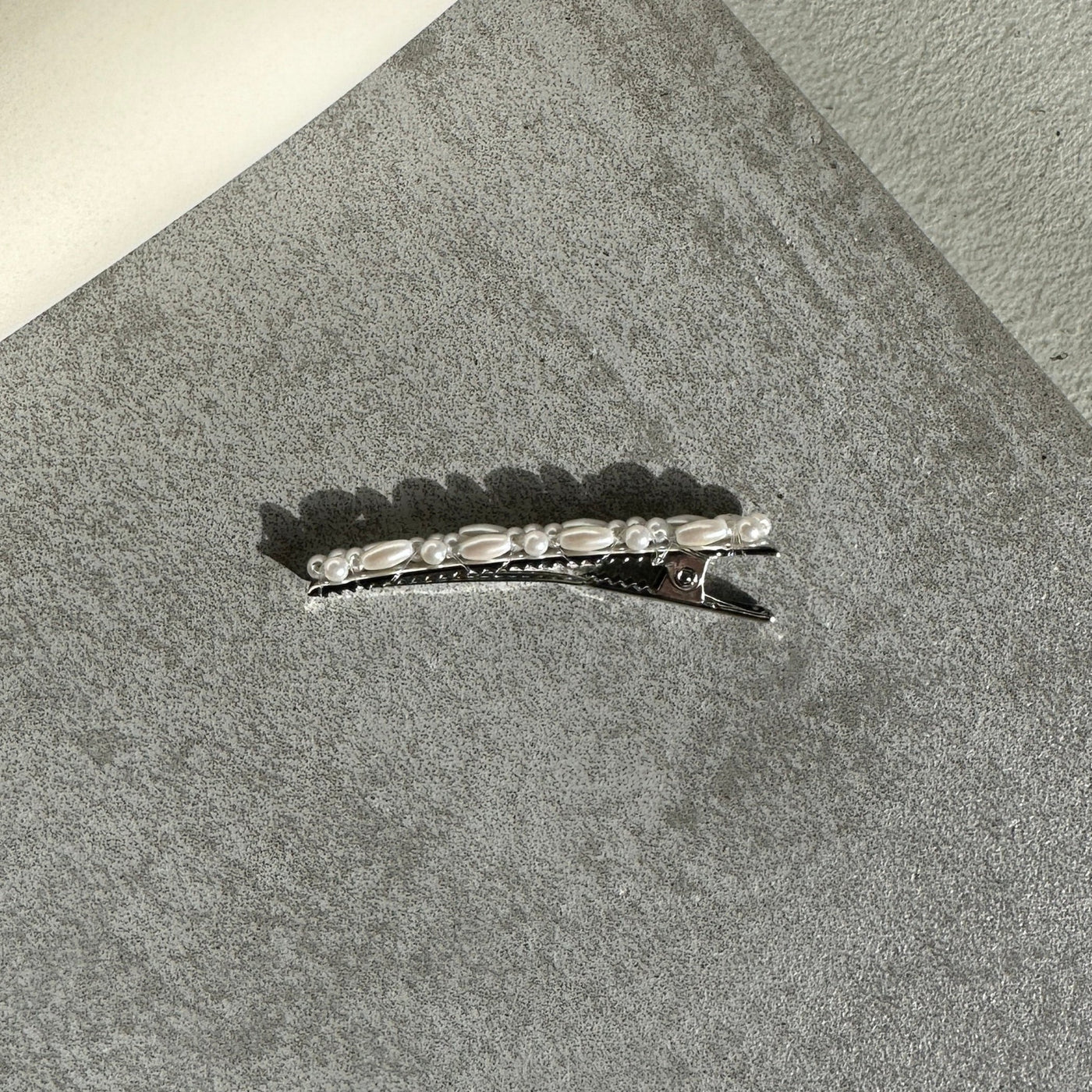 【nuEve】#1040 ヘアクリップ