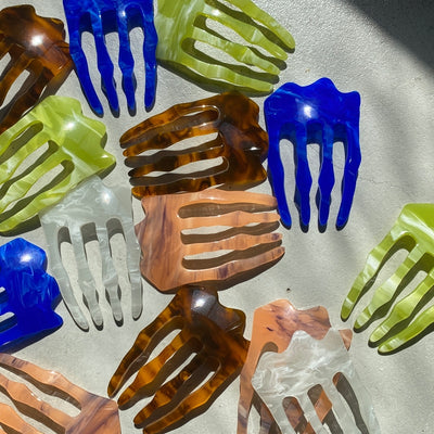 【sAn】Acrylic Comb - naminami