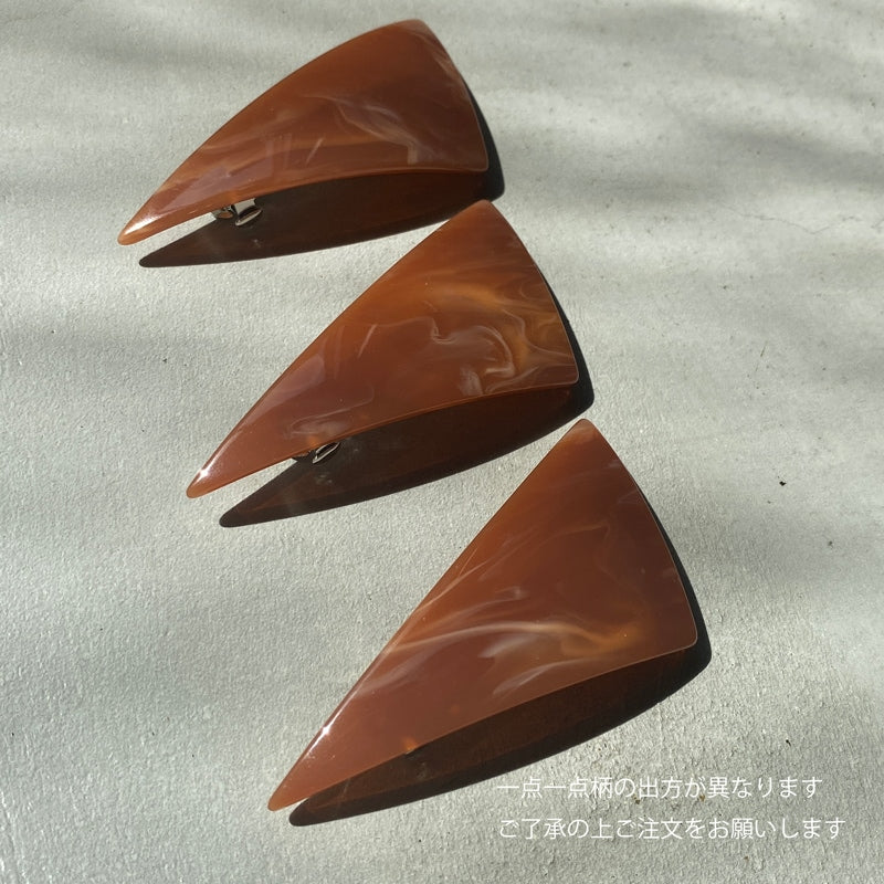 【sAn】Triangle Barrette(brown type)