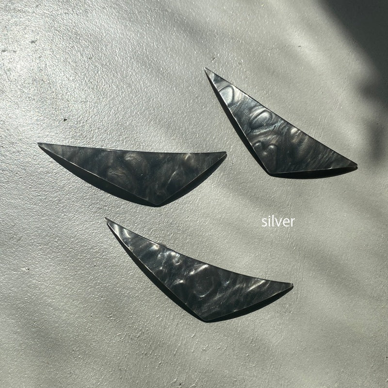 【sAn】Boomerang Barrette