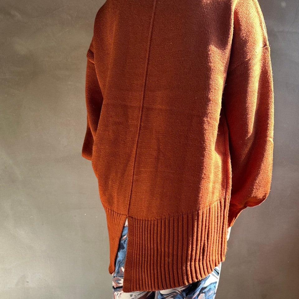 【ハモミシノオトナフク】Back slit knit