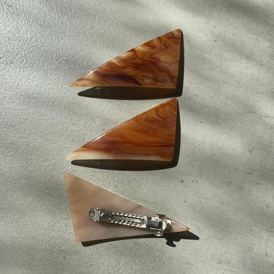 【sAn】Triangle Barrette(brown type)