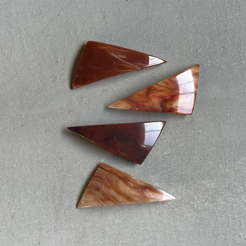 【sAn】Triangle Barrette(brown type)