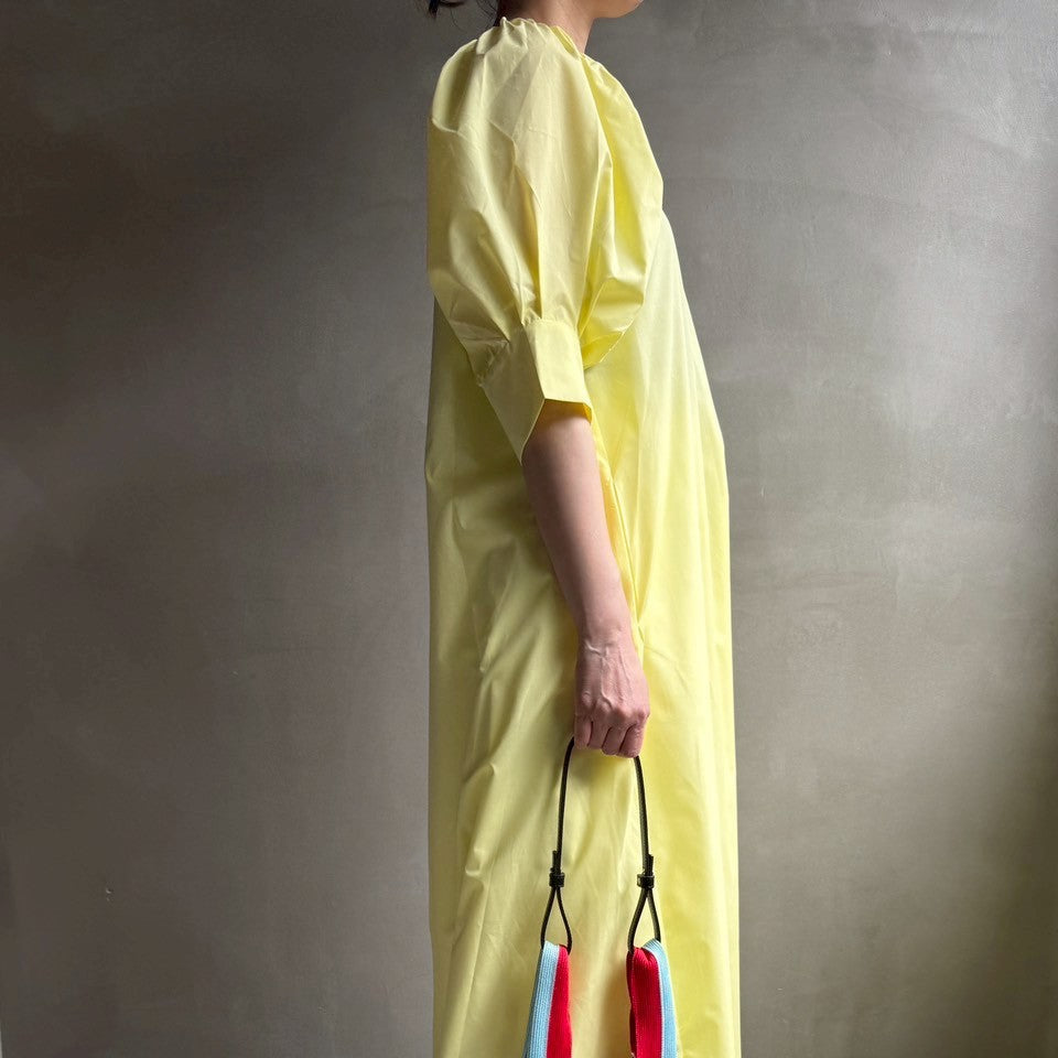 【ハモミシノオトナフク】V-neck puff sleeve OP