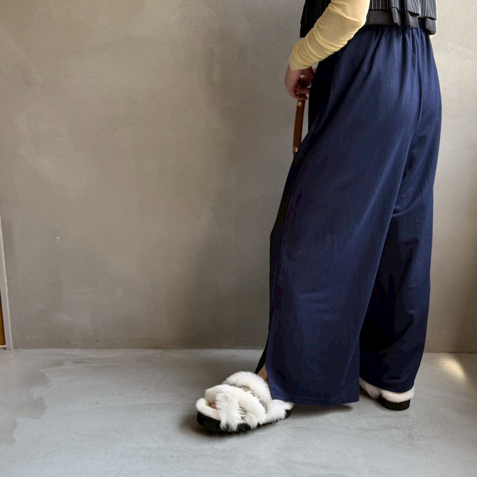 【ハモミシノオトナフク】Cool touch gathered tuck wide pants