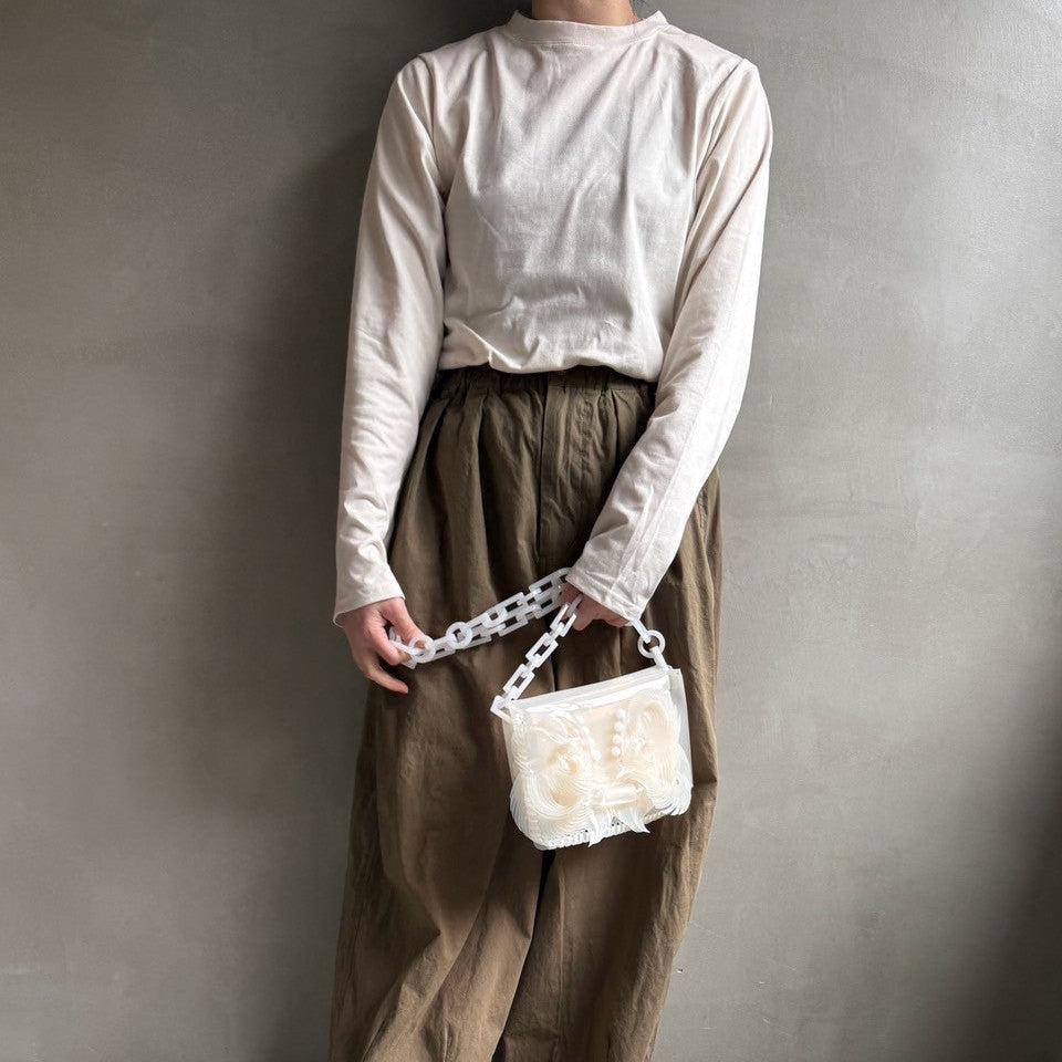 【ハモミシノオトナフク】Back cutout design long t-shirt