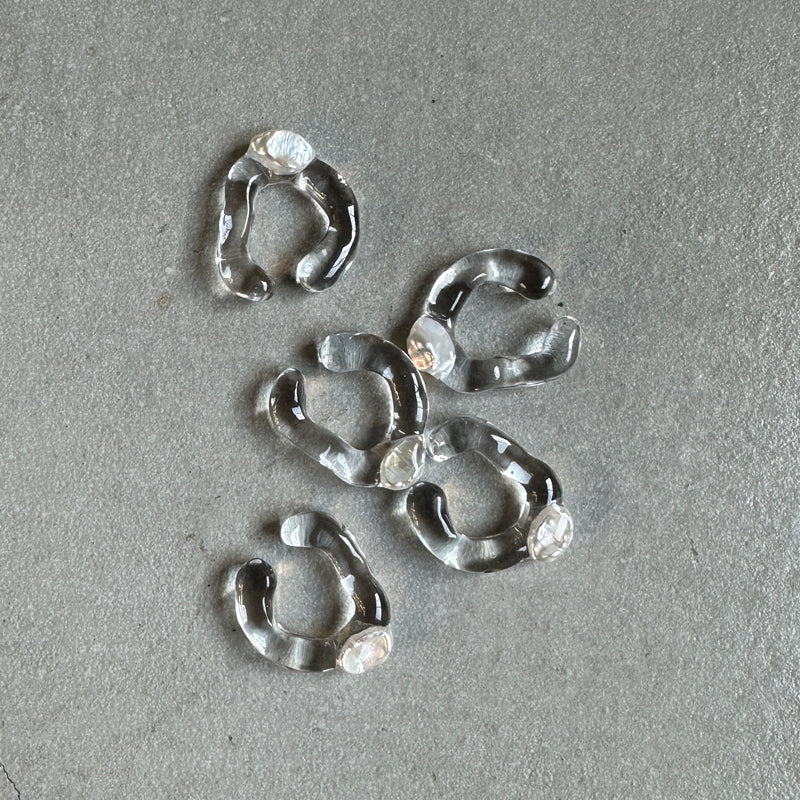 【sanrmk】 Melts 1 pearl Earcuff　　