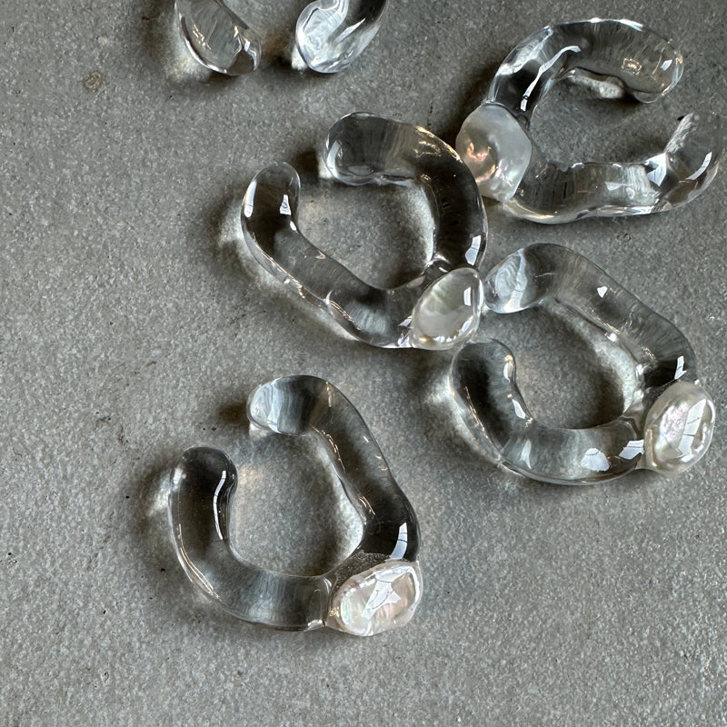 【sanrmk】 Melts 1 pearl Earcuff　　