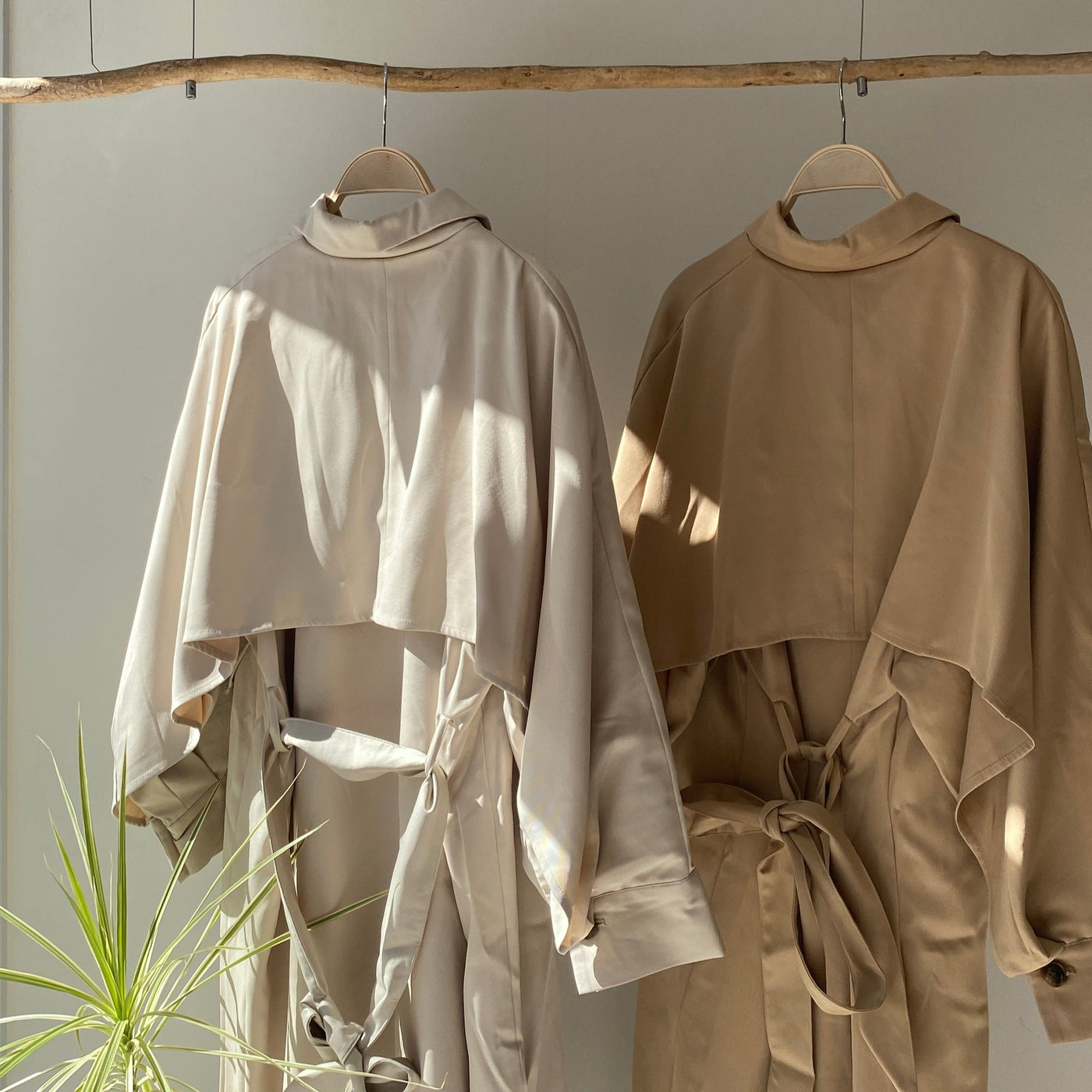 【ハモミシノオトナフク】Cape trench coat