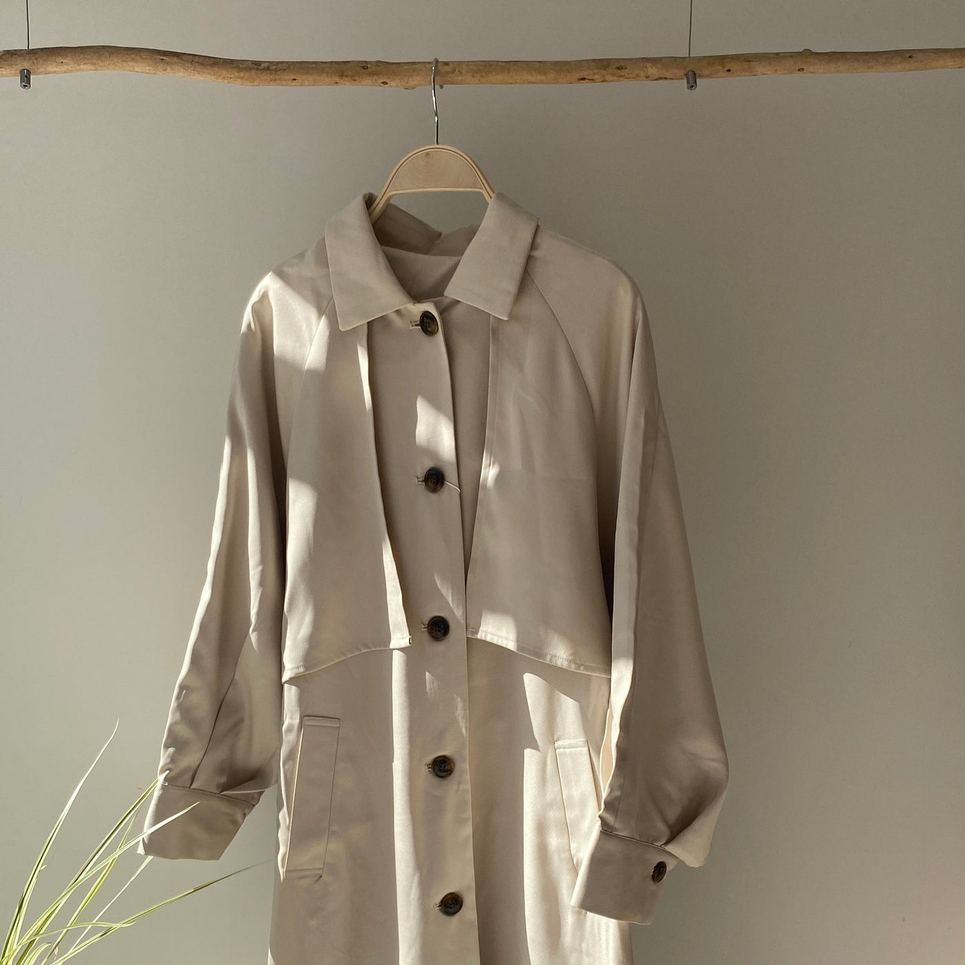 【ハモミシノオトナフク】Cape trench coat