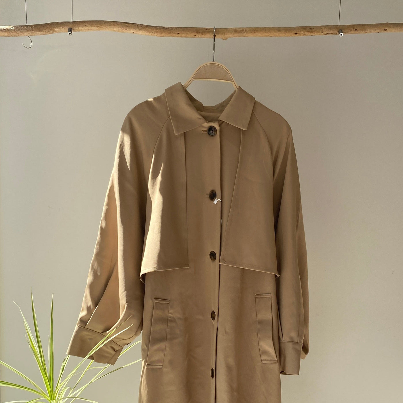 【ハモミシノオトナフク】Cape trench coat