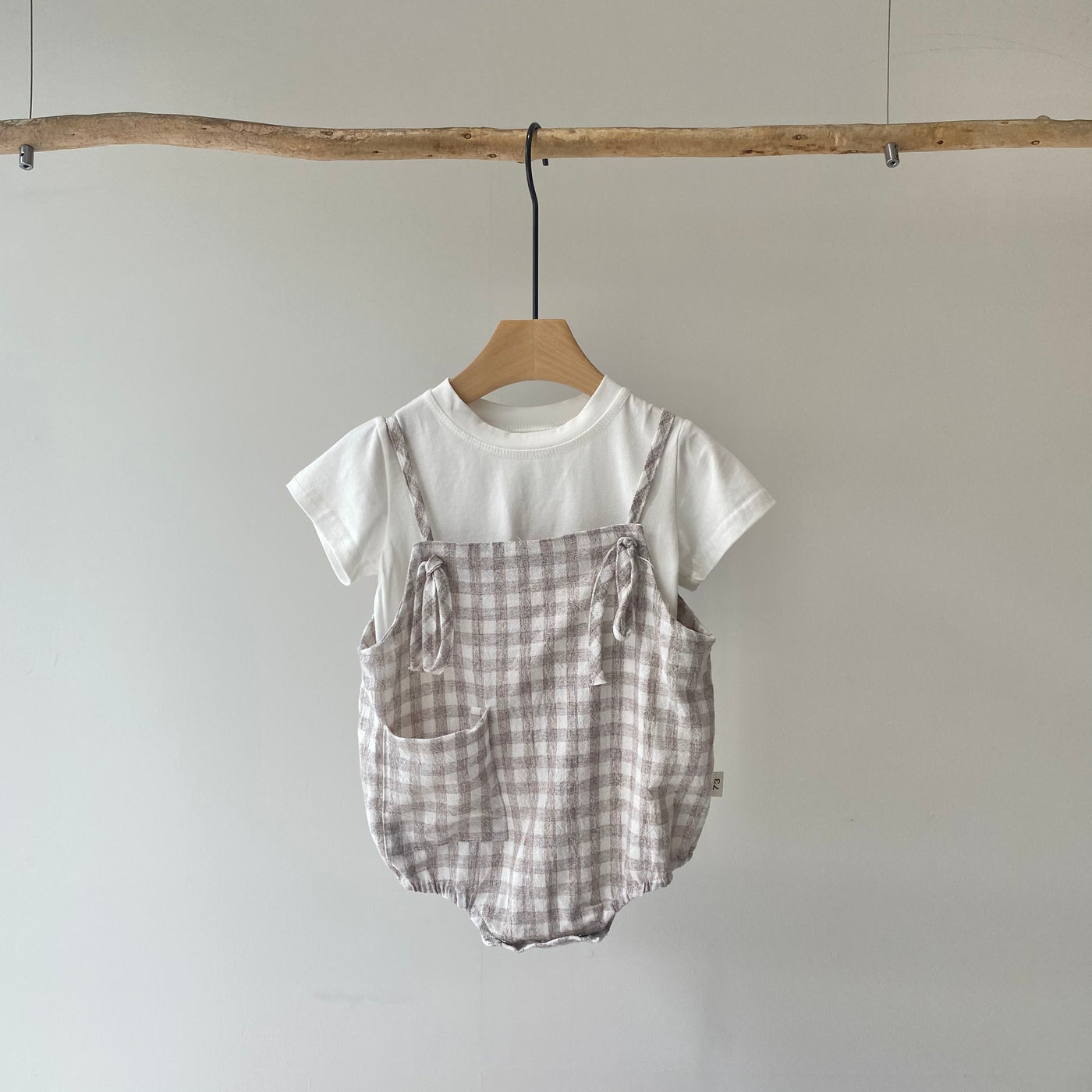 【hamomisi】Check rompers 3-piece set(70.90cm)