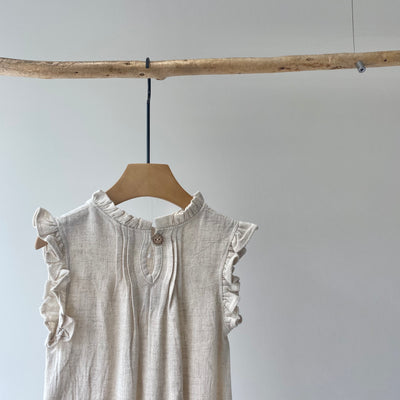 【hamomisi】Ruffle sleeve dress rompers(90cm)