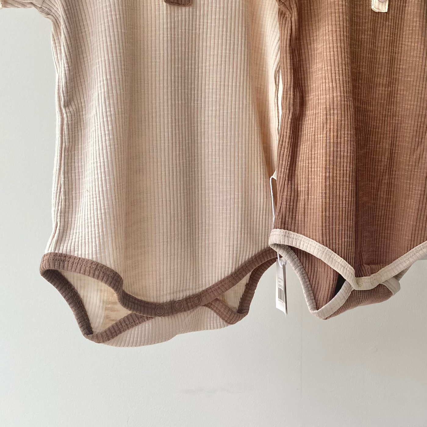 【hamomisi】Dull color rompers(73.80cm)