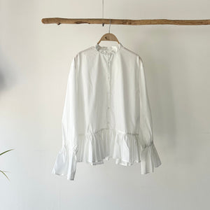 【ハモミシノオトナフク】Blouse with ruffled hem