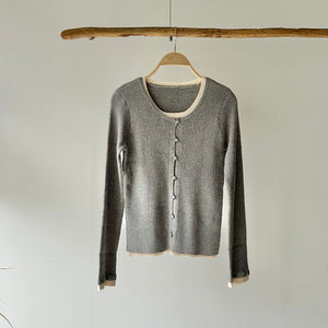 【ハモミシノオトナフク】Cool-Tone Layered Top