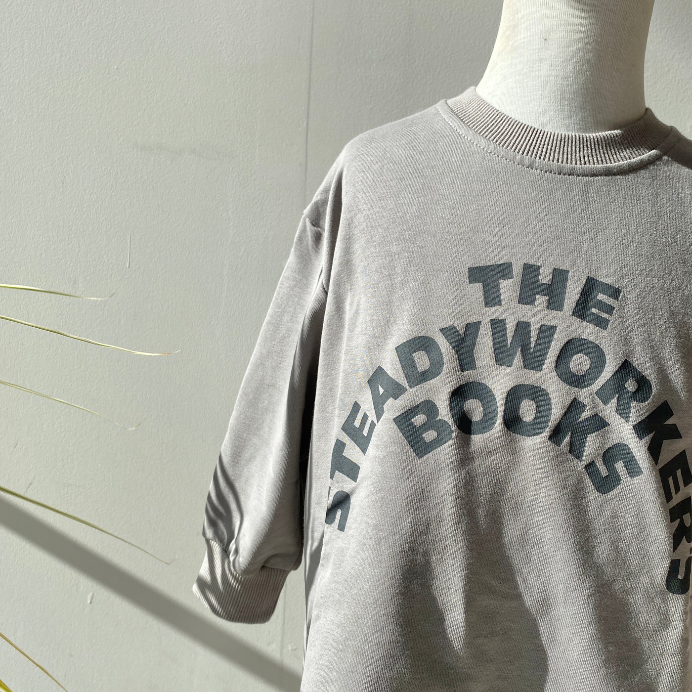 【hamomisi】Long logo sweat shirt (90~130)