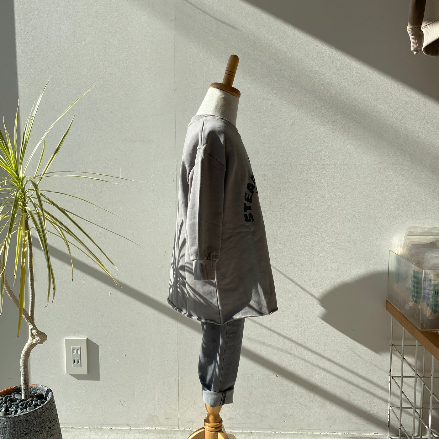 【hamomisi】Long logo sweat shirt (90~130)