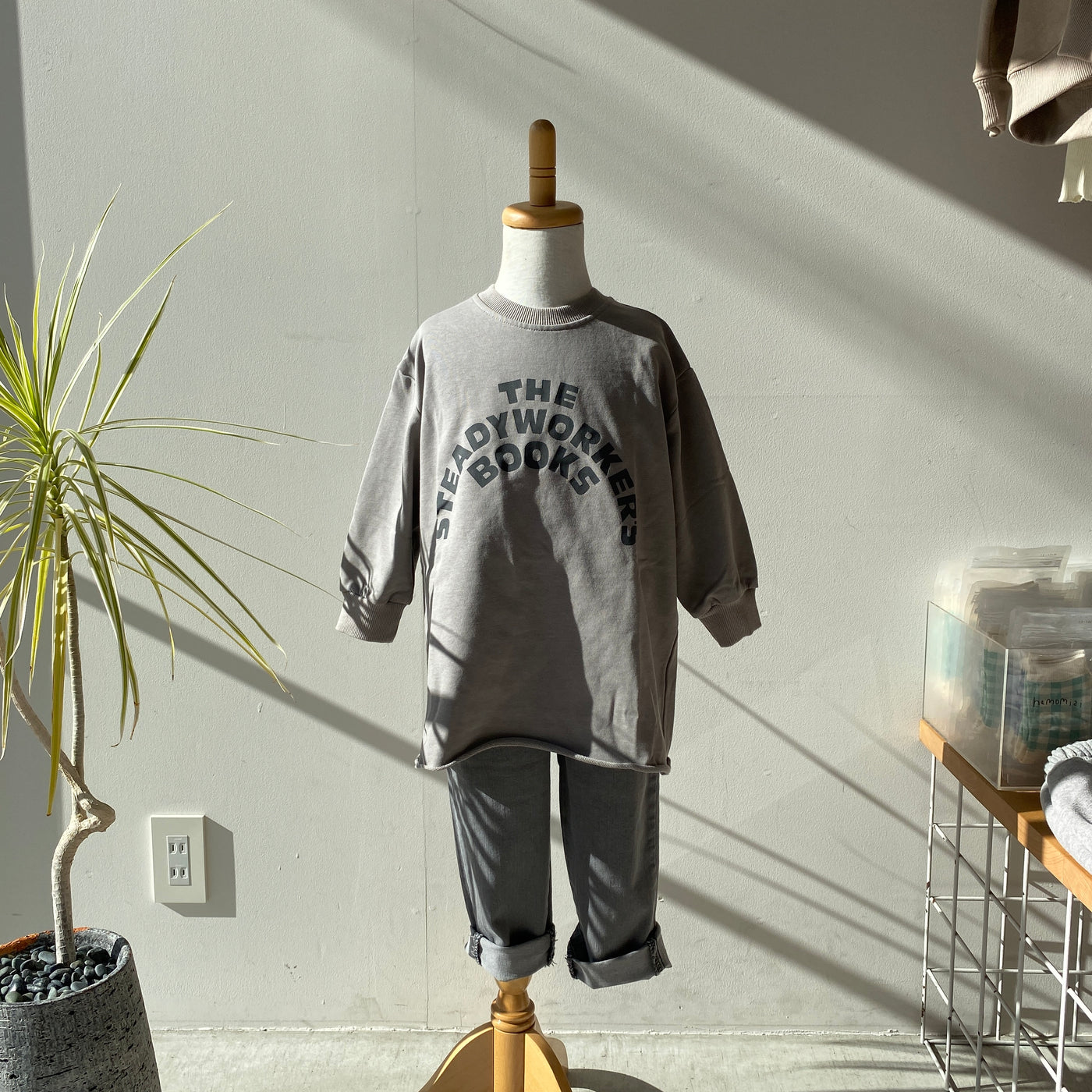 【hamomisi】Long logo sweat shirt (90~130)