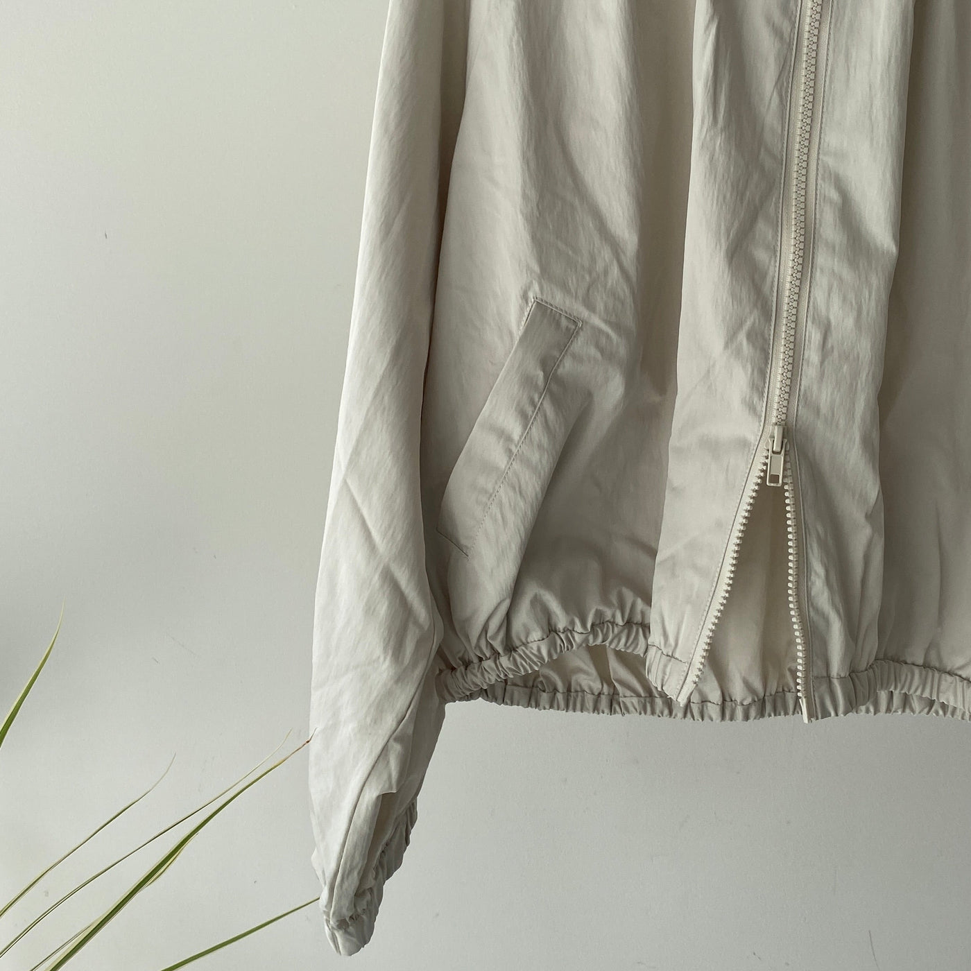 【ハモミシノオトナフク】Drawstring neck blouson