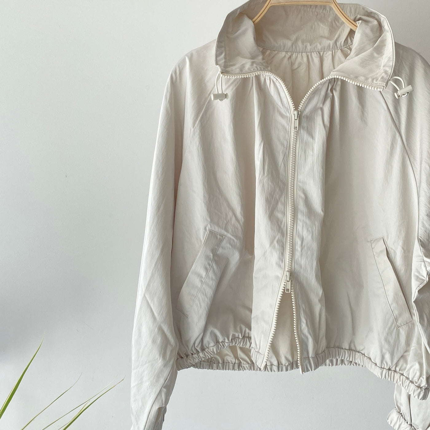 【ハモミシノオトナフク】Drawstring neck blouson