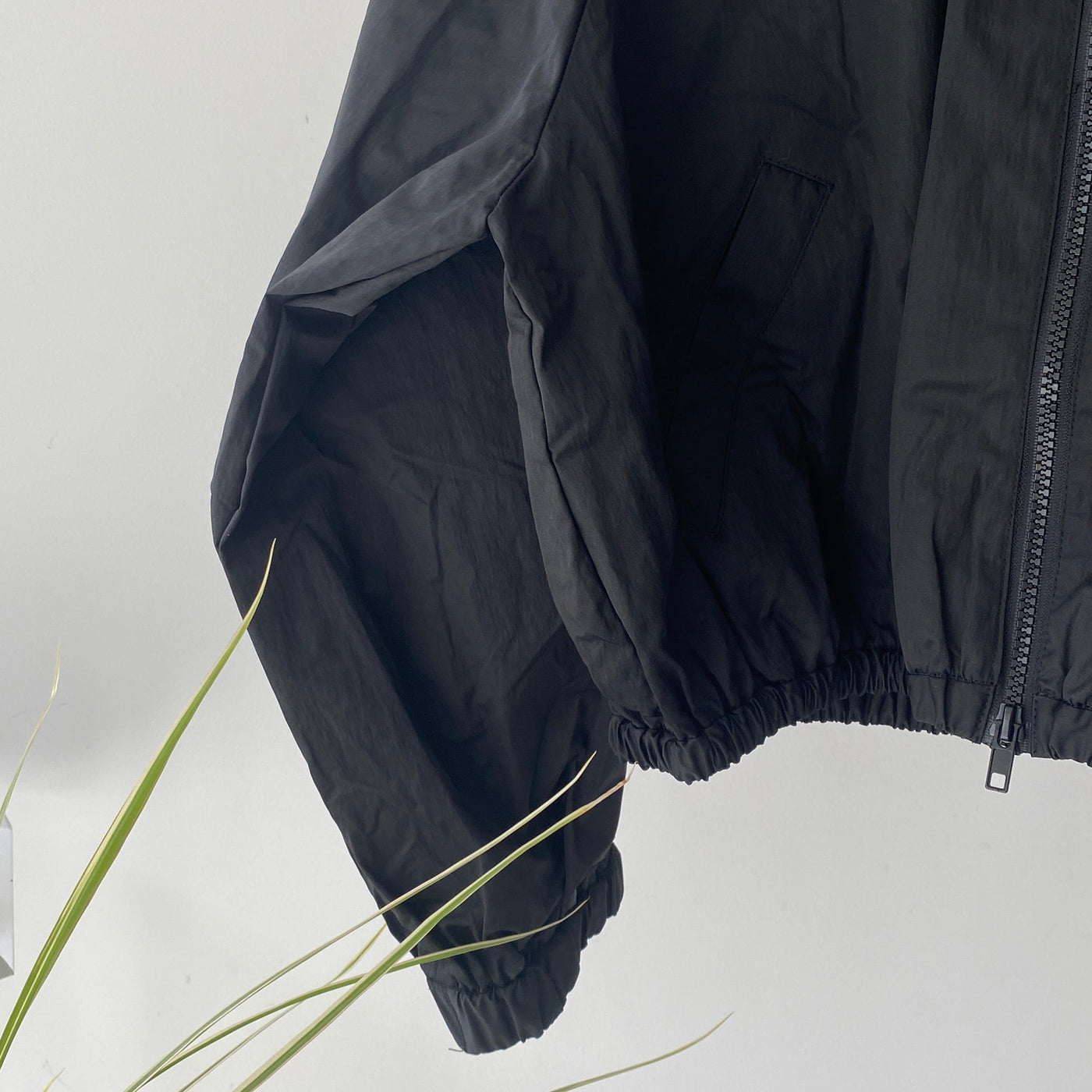 【ハモミシノオトナフク】Drawstring neck blouson