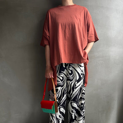 【ハモミシノオトナフク】Back flare line T-shirt