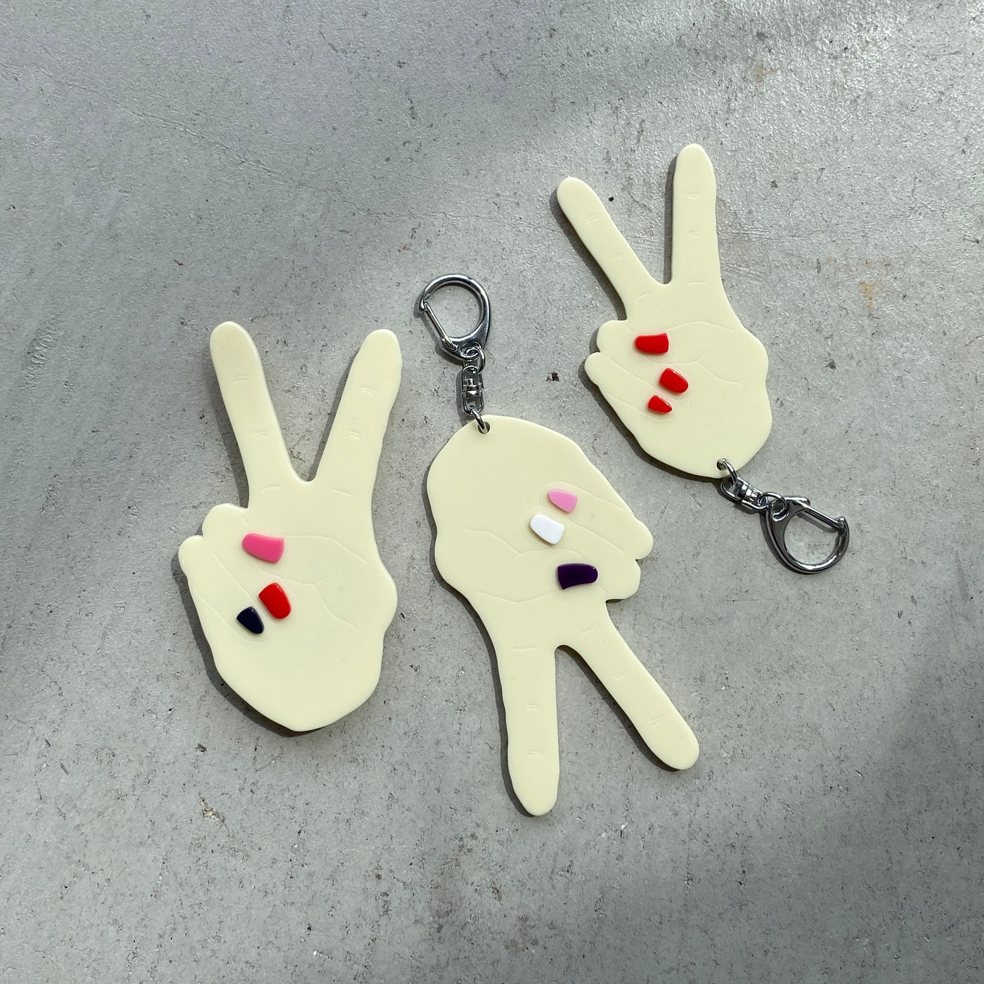 【riru】TE PEACE (L) no.39 (スマホグリップ仕様)