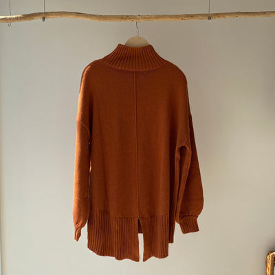 【ハモミシノオトナフク】Back slit knit