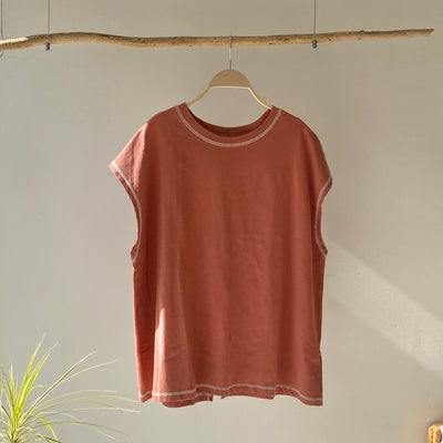 【ハモミシノオトナフク】Stitch back slit t-shirt