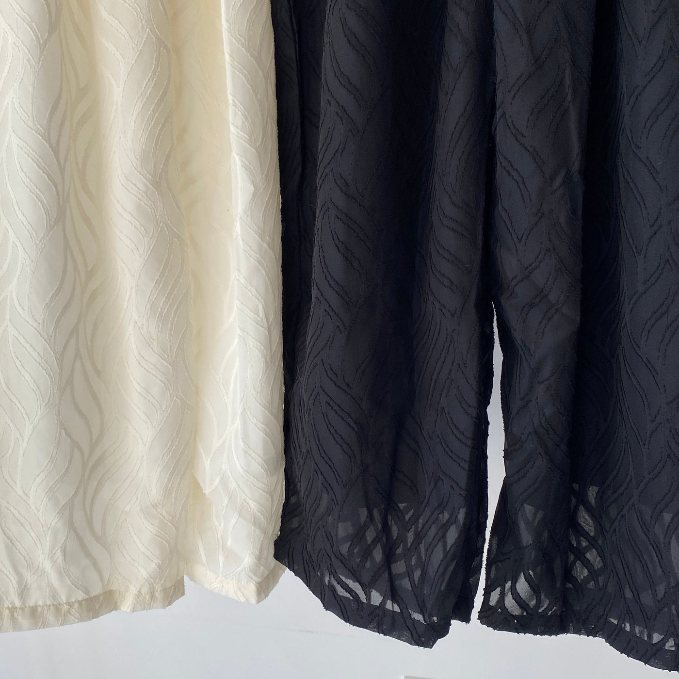【ハモミシノオトナフク】Sheer jacquard pleated pants