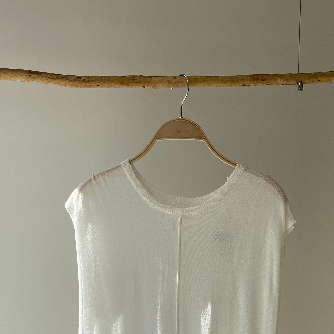 【ハモミシノオトナフク】Sheer knit north slit one piece