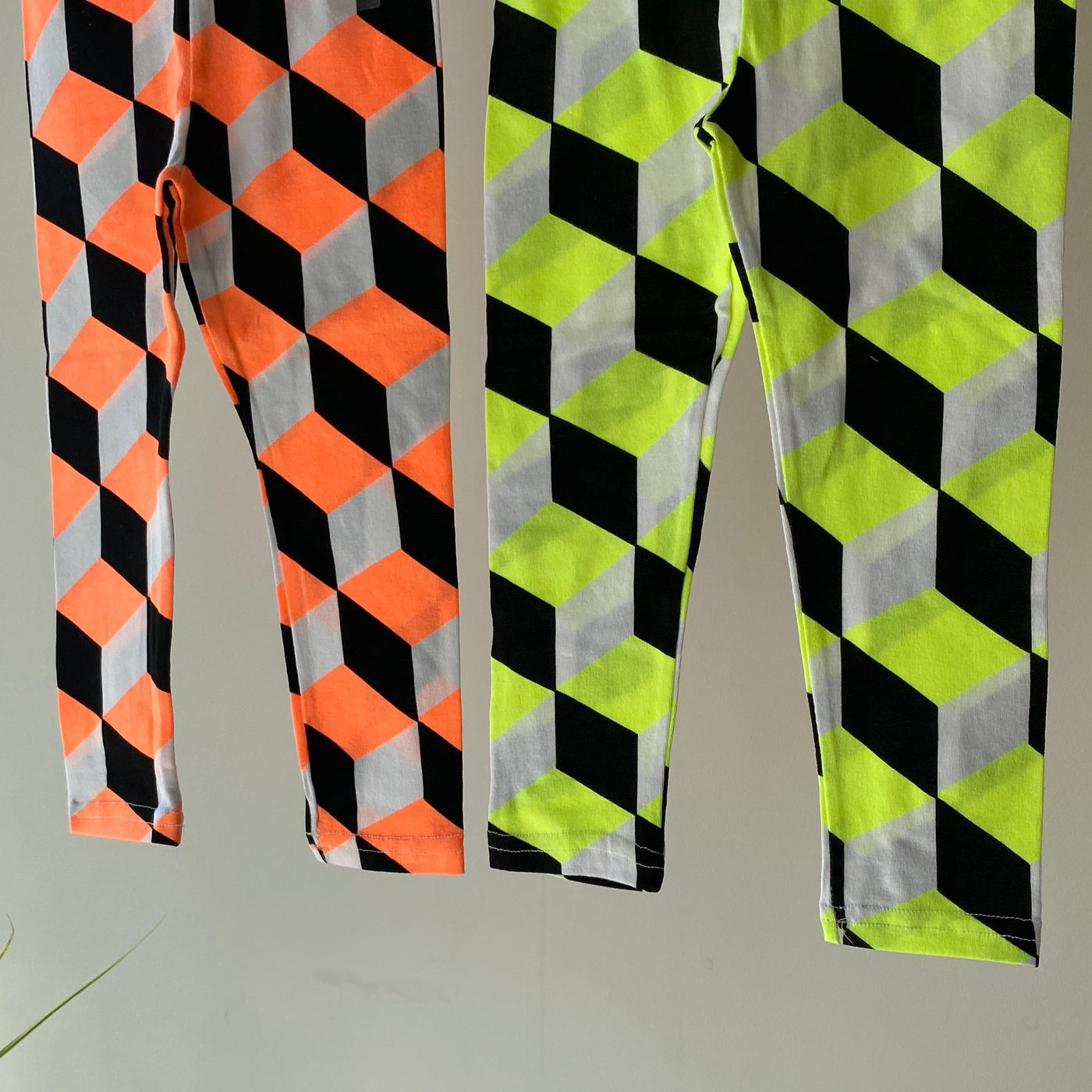 【hamomisi】Neon leggings(80.110.130)
