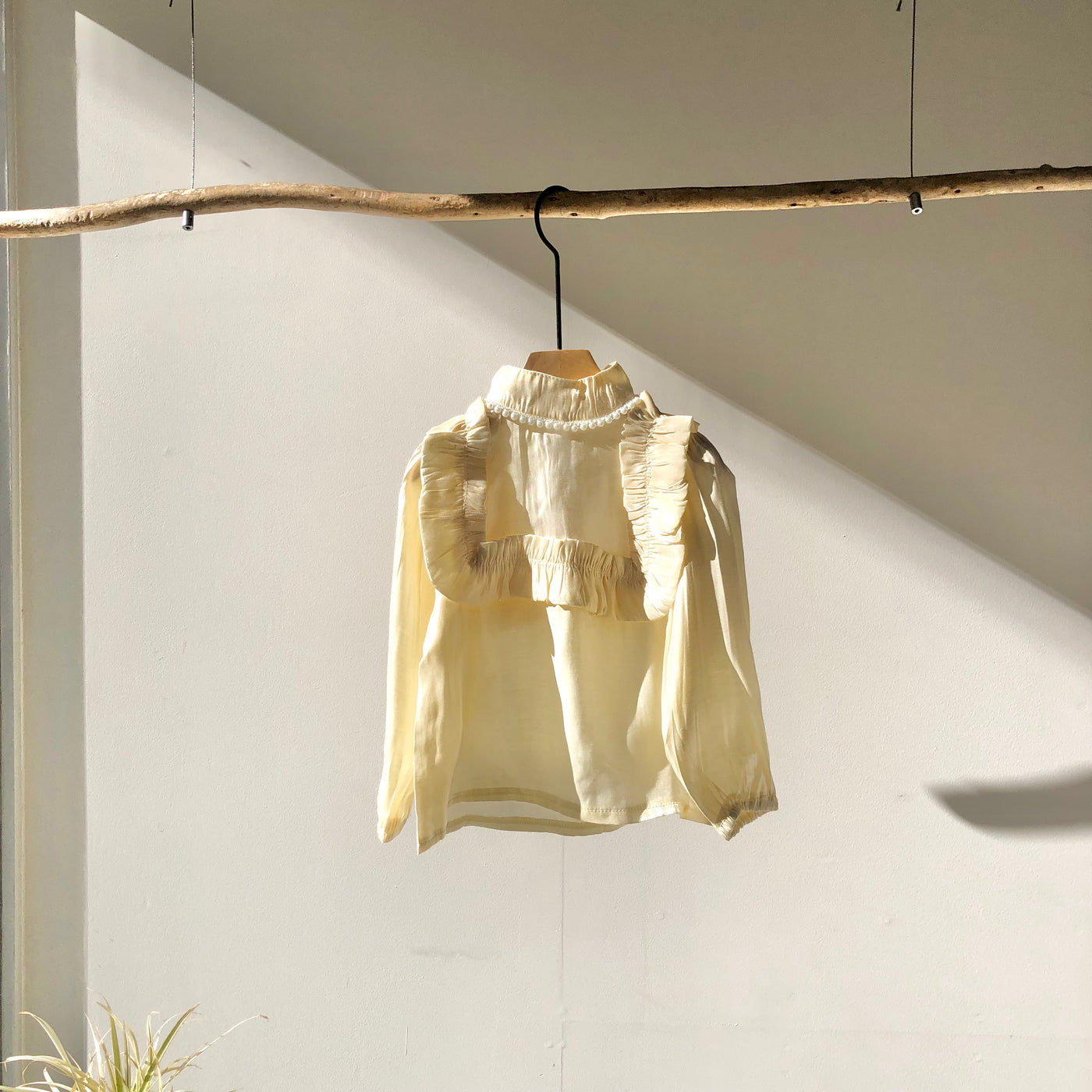 【hamomisi】Frill blouse(100~130)