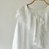 【ハモミシノオトナフク】Ruffle Collar Semi-Sheer Blouse