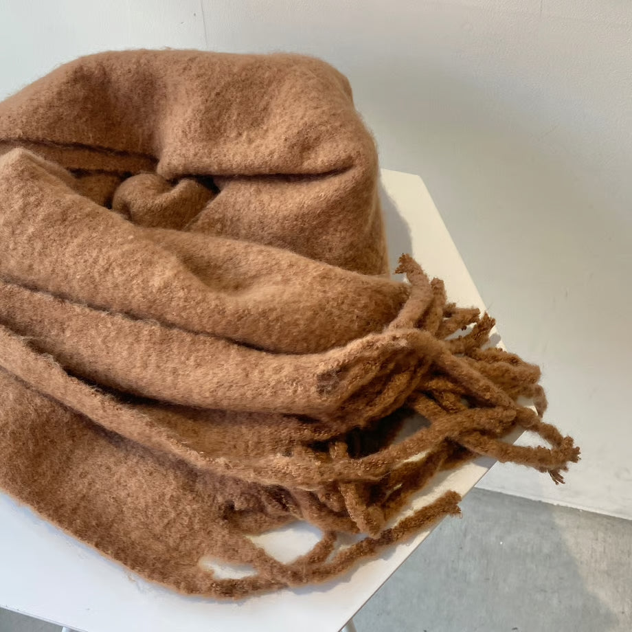 【ハモミシノオトナフク】Thick fringe plump muffler