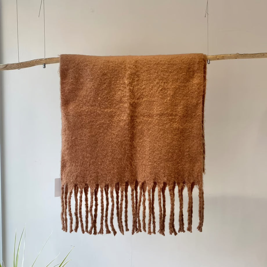 【ハモミシノオトナフク】Thick fringe plump muffler