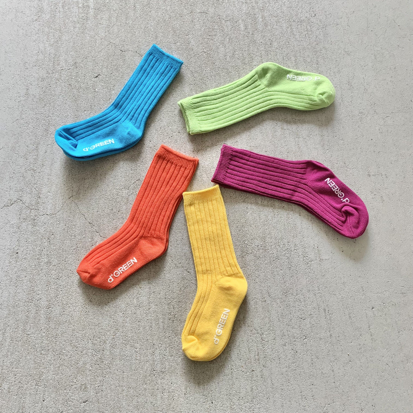 【hamomisi】Vivid socks dig