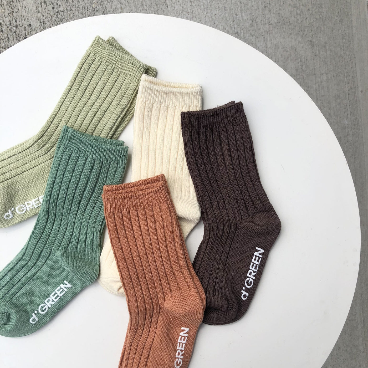 【hamomisi】pistachio socks dig