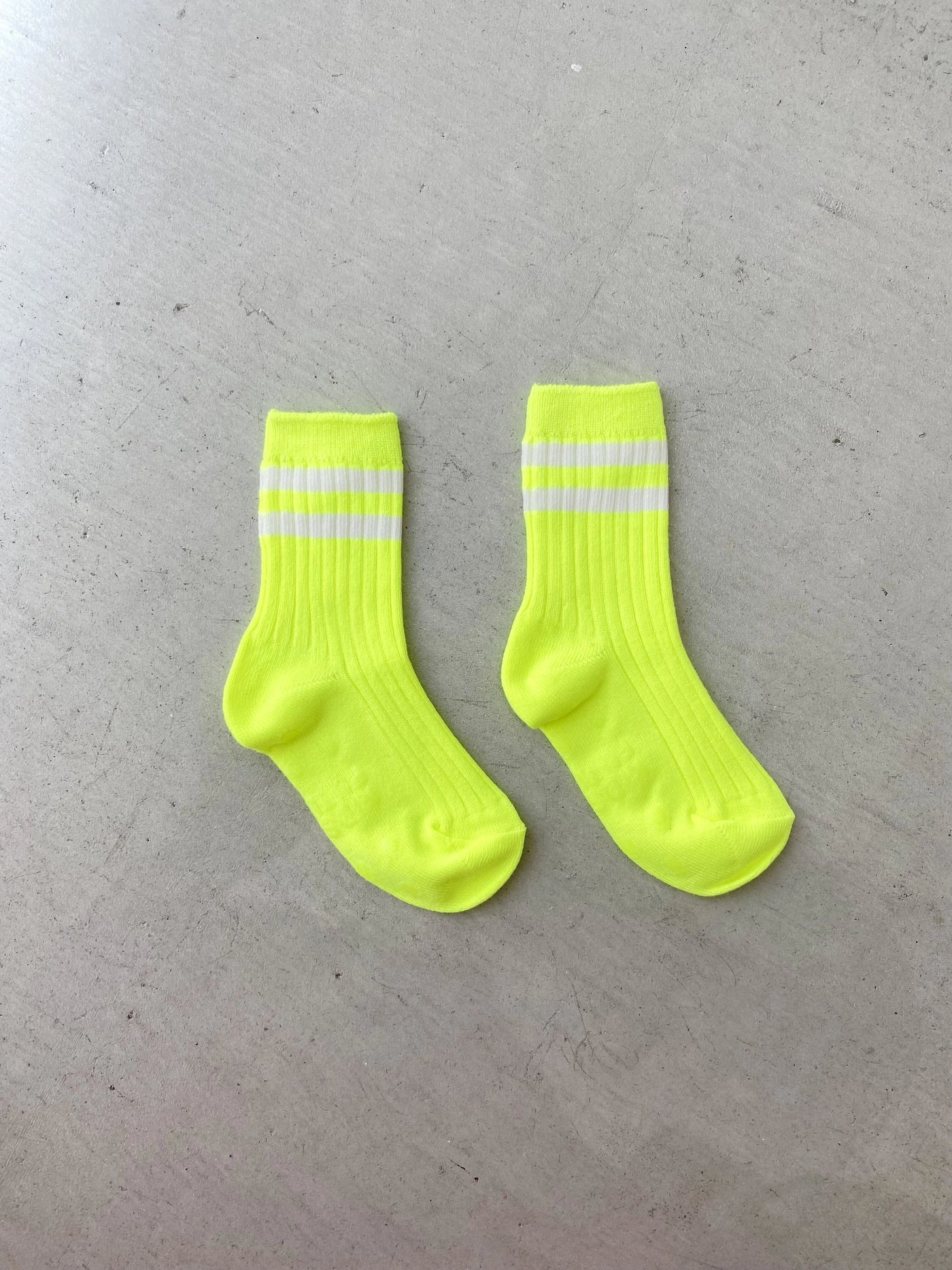 【hamomisi】Neon Line socks