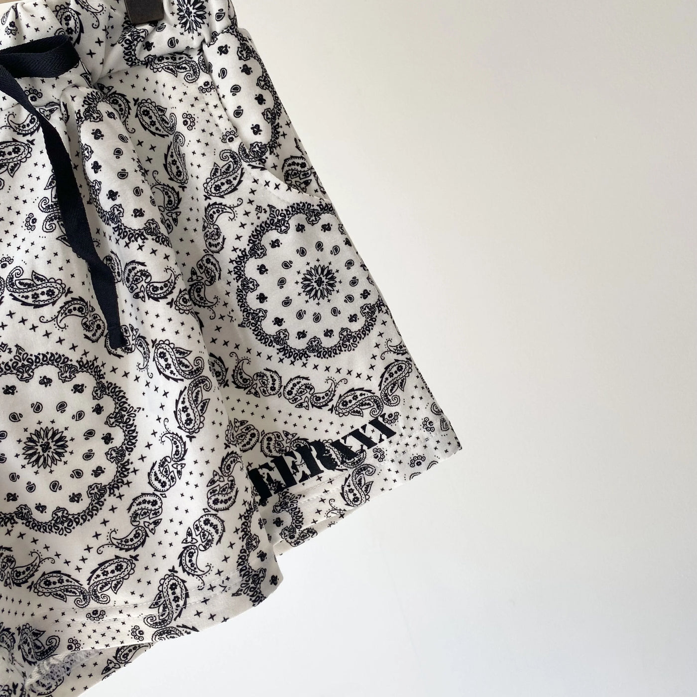 【hamomisi】Paisley pants(130~160)