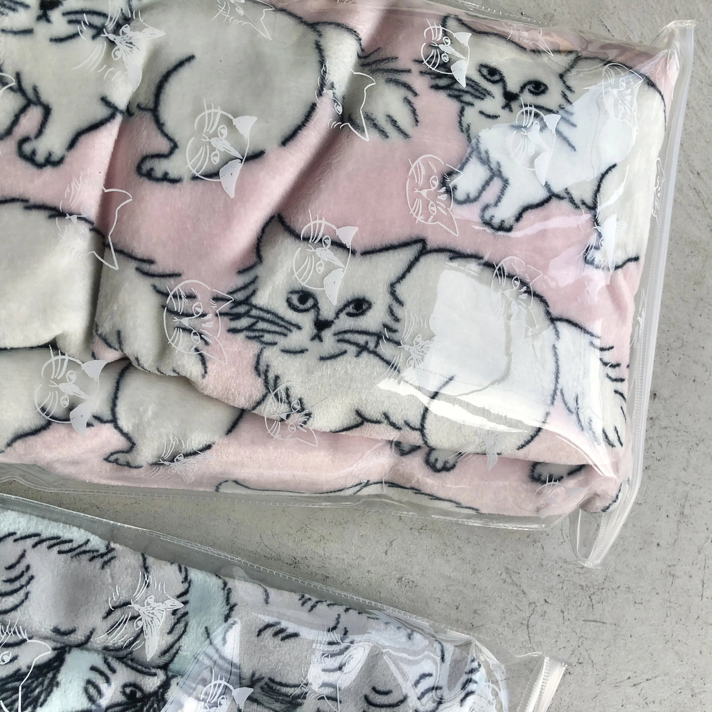 【hamomisi】Warm blanket Cat