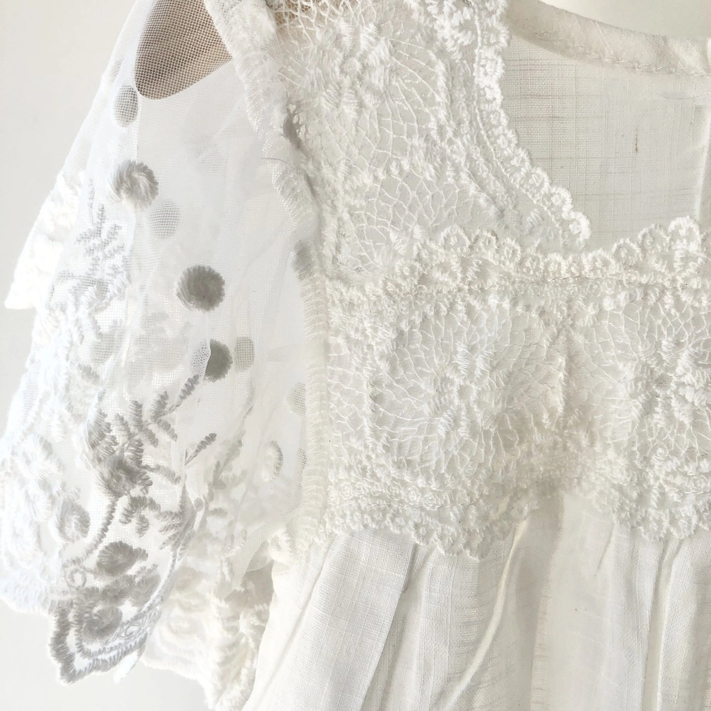 【hamomisi】Lace frill rompers(90cm)
