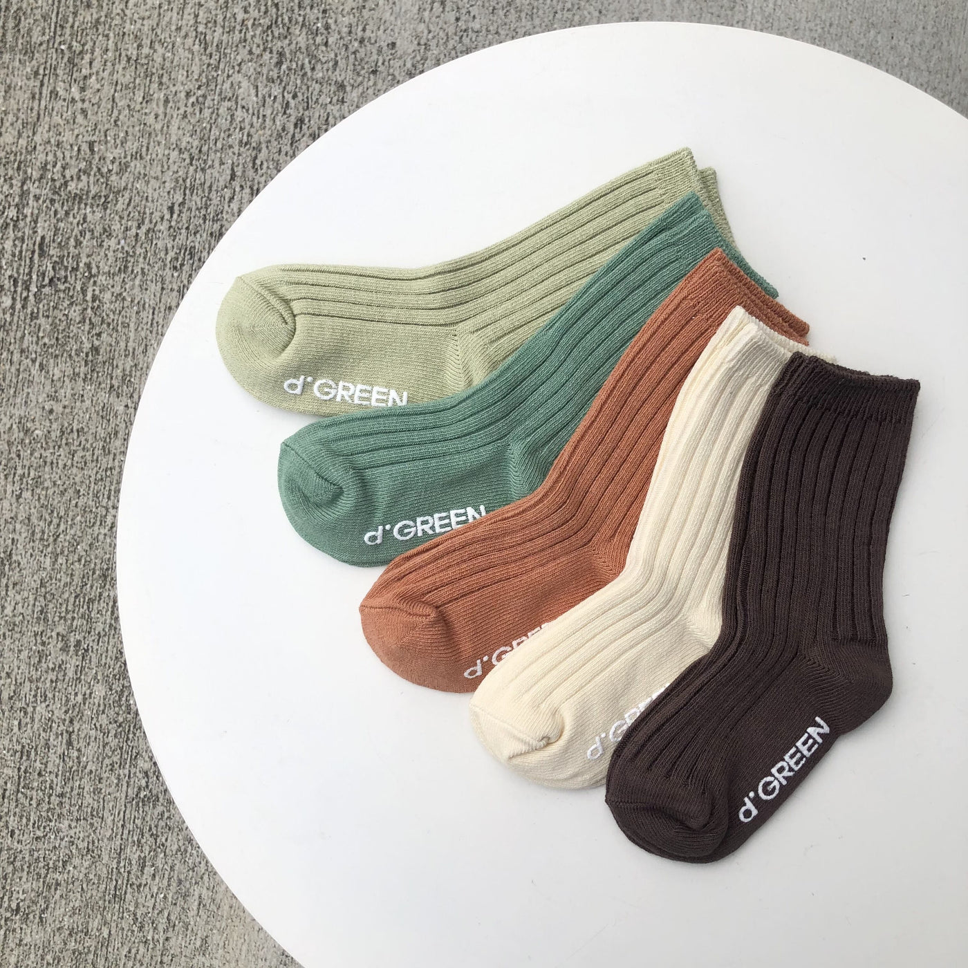 【hamomisi】pistachio socks dig