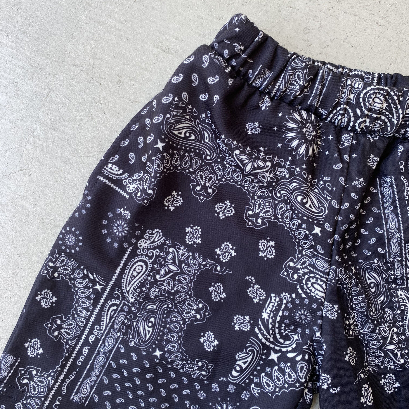 【hamomisi】Paisley half pants(120~150)