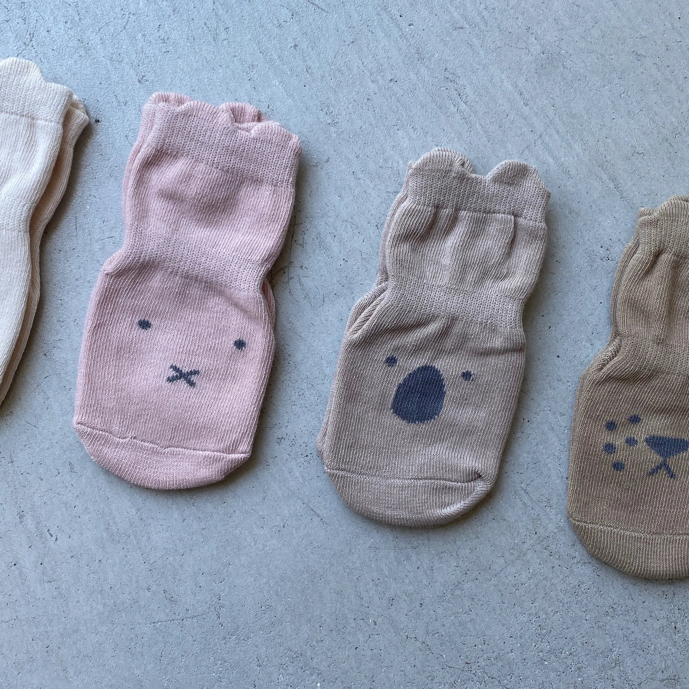 【hamomisi】floor socks