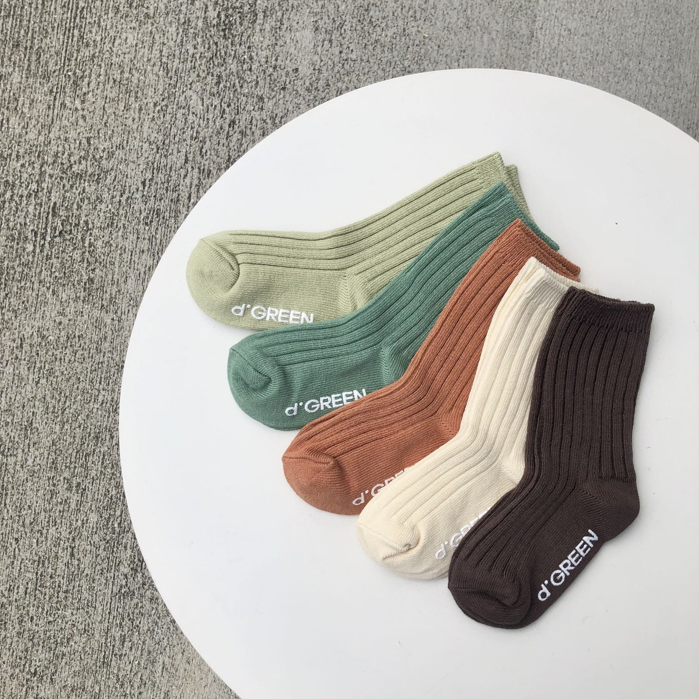 【hamomisi】pistachio socks dig