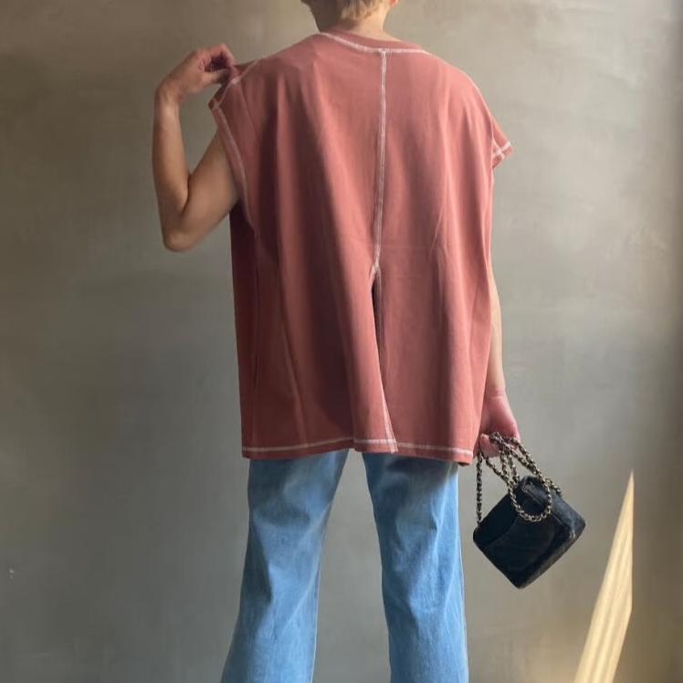 【ハモミシノオトナフク】Stitch back slit t-shirt